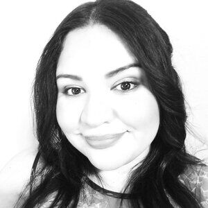 Meet your Posher, Alee